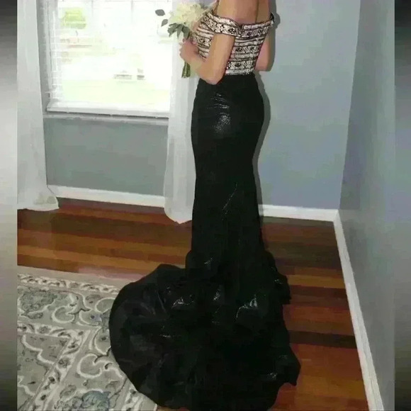 Alyce Paris 2 Piece Prom Dress - Picture 1 of 9